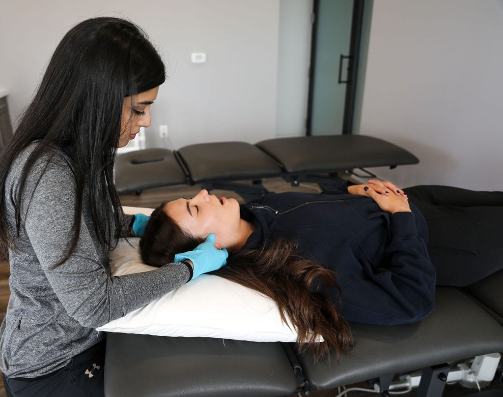 Chiropractor Oakville