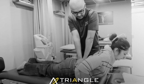 How Physiotherapists in Toronto Assess and Treat Chronic Back Pain