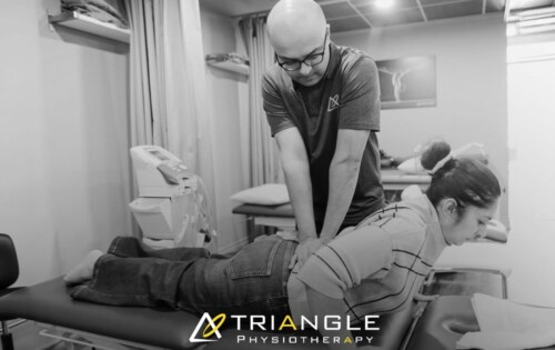 How Physiotherapists in Toronto Assess and Treat Chronic Back Pain